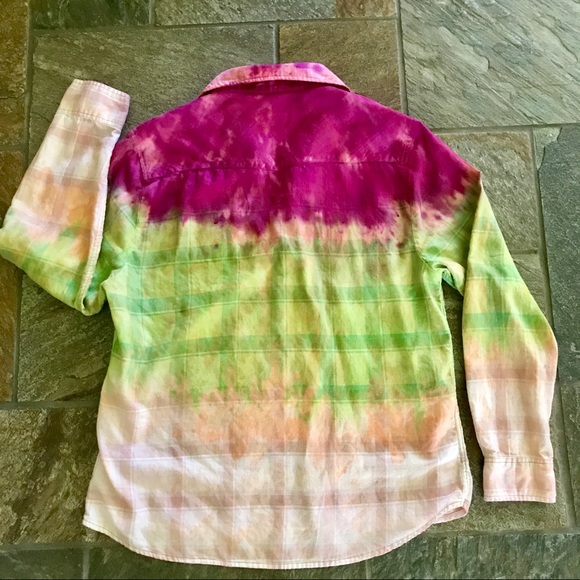 Tie Dye DIY shirt handmade size large - Picture 2 of 6